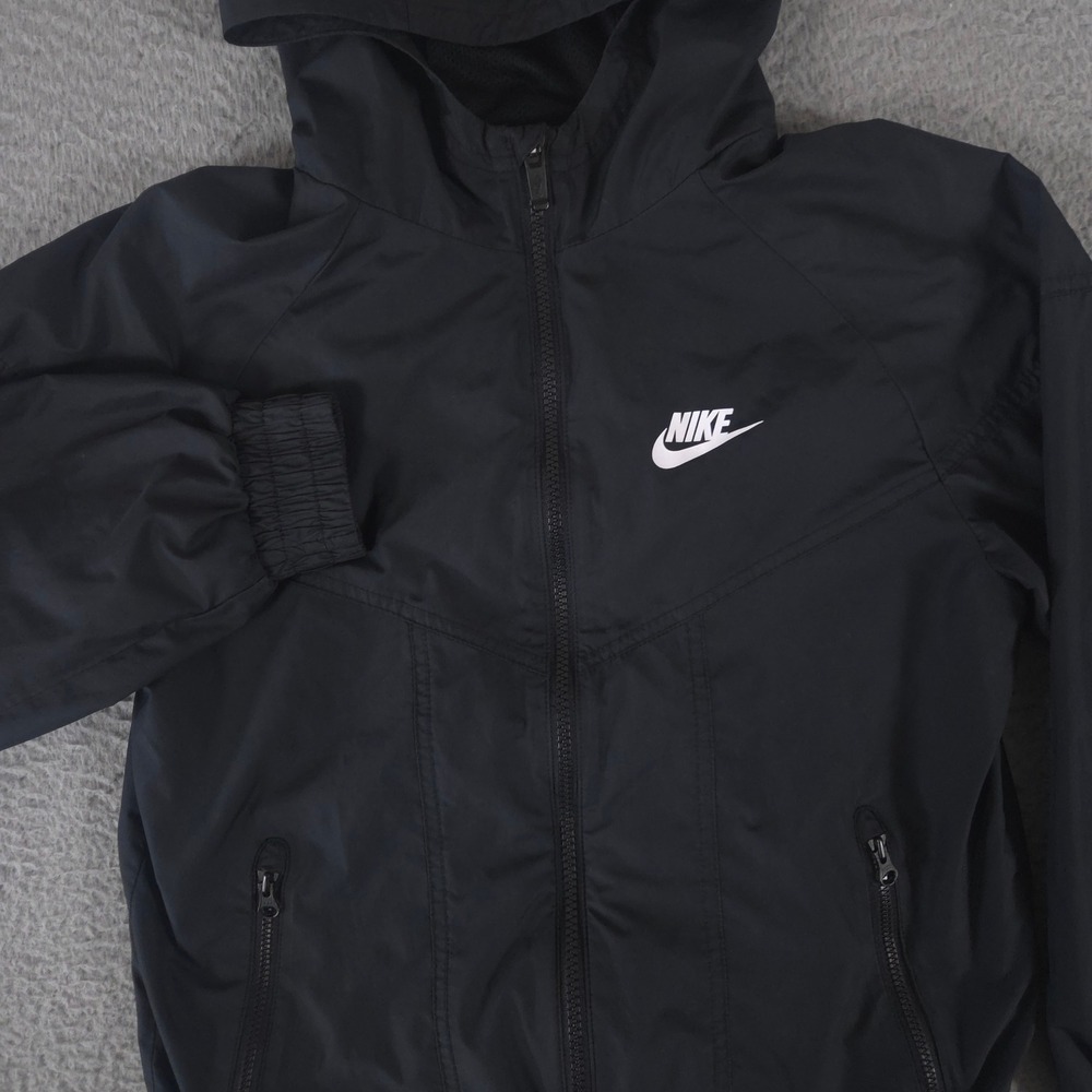 Nike Jacket Boys Large Black Sportswear Windrunner Full-Zip Lightweight Hooded - Picture 2 of 12